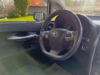 Toyota Auris foto 8