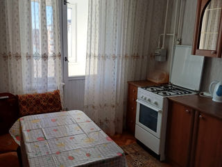 Apartament cu 1 cameră, 40 m², BAM, Bălți