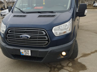 Ford Transit foto 1