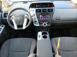 Toyota Prius + foto 8