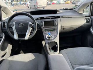 Toyota Prius foto 8