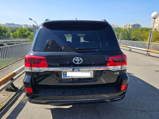 Toyota Land Cruiser foto 4