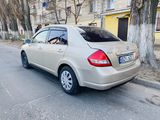 Nissan Tiida foto 4