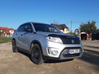 Suzuki Vitara foto 1