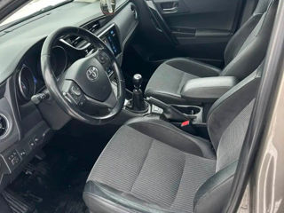 Toyota Auris foto 6