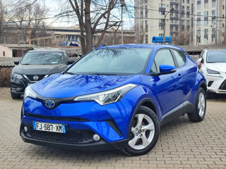 Toyota C-HR foto 7