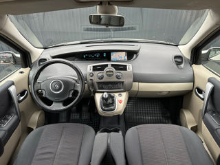 Renault Grand Scenic foto 11