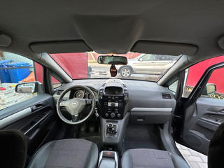 Opel Zafira foto 8