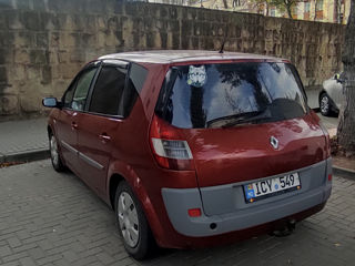 Renault Scenic foto 2