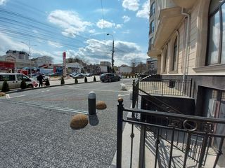 Spre chirie Centru str Puskin!!!! Încăpere 273m