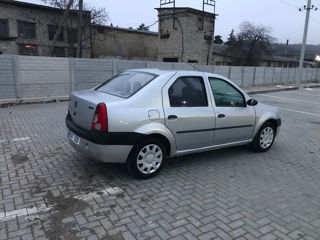 Dacia Logan foto 6