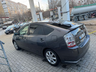 Toyota Prius foto 5