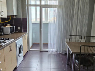 Apartament cu 2 camere, 75 m², Centru, Chișinău foto 8