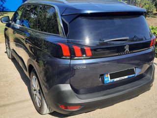 Peugeot 5008 foto 3