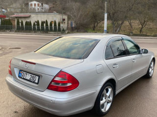 Mercedes E-Class foto 3