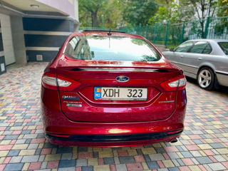 Ford Fusion foto 5