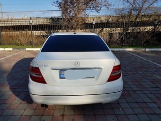 Mercedes C Class foto 3