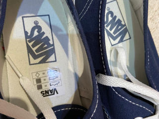 Vans 43 foto 1