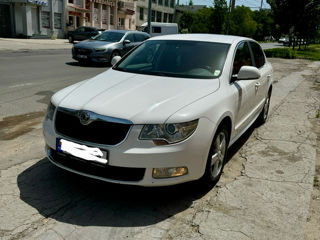 Skoda Superb foto 2