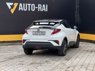 Toyota C-HR foto 6