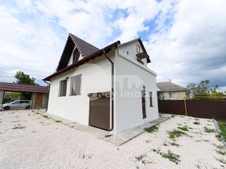 Casa cu 2 nivele, Măgdăcești, 200 mp, 118 000 € ! foto 1