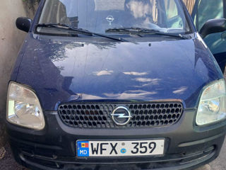 Opel Agila foto 2