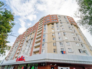 Apartament cu 2 camere, 60 m², Buiucani, Chișinău