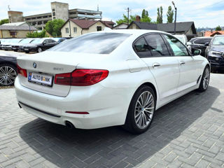 BMW 5 Series foto 2