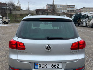 Volkswagen Tiguan foto 4