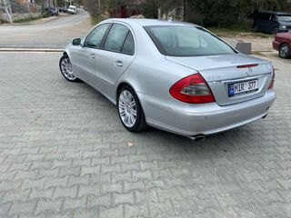 Mercedes E-Class foto 3