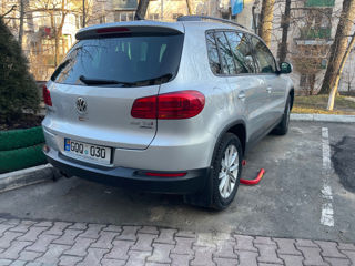 Volkswagen Tiguan foto 4