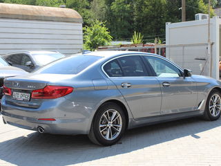 BMW 5 Series foto 3