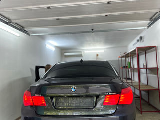 BMW 7 Series foto 5