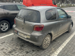 Toyota Yaris foto 3