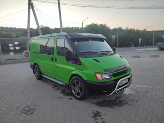 Ford Transit foto 2