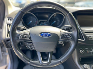 Ford Focus foto 11