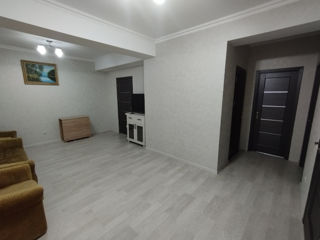 Apartament cu 2 camere, 75 m², Buiucani, Chișinău