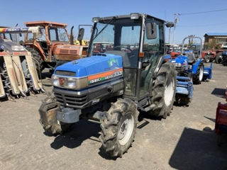 Tractor Iseki	TG-333F cu freza de sol