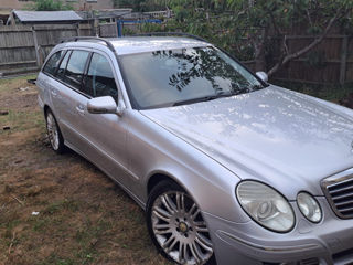 Mercedes E-Class foto 3