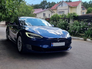 Tesla Model S foto 6