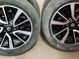 Disci 7jx19/114.3  ET40 d66,1 --    225/55 R19  Nissan