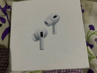 Vând air pods pro2 original foto 3