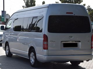 Toyota Hiace foto 3