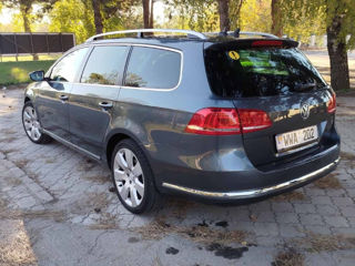 Volkswagen Passat foto 3