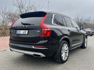 Volvo XC90 foto 10