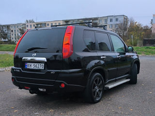 Nissan X-Trail foto 3