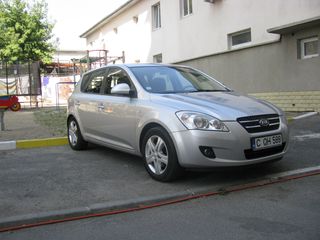 KIA Ceed foto 1