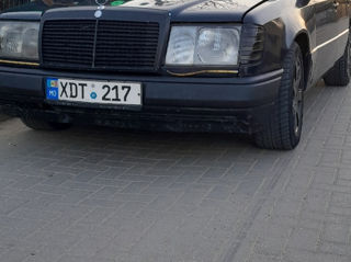 Mercedes Series (W124) foto 6