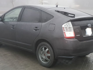 Toyota Prius foto 3