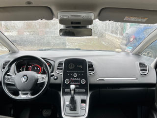 Renault Grand Scenic foto 2